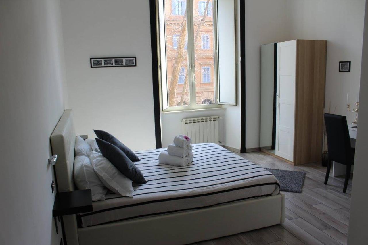 Lazy Gio Guest House โรม ภายนอก รูปภาพ